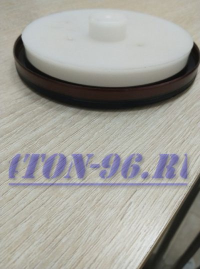 Сальник коленвала задний isf2.8