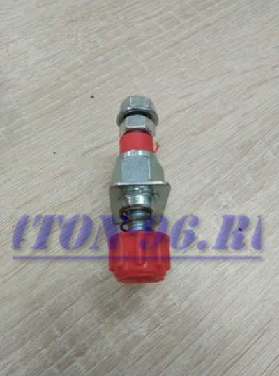 Выключатель массы АКБ с ручным управлением