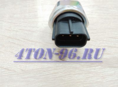 Датчик давления топлива в рампе npr75/nqr90/fvr34 Евро5