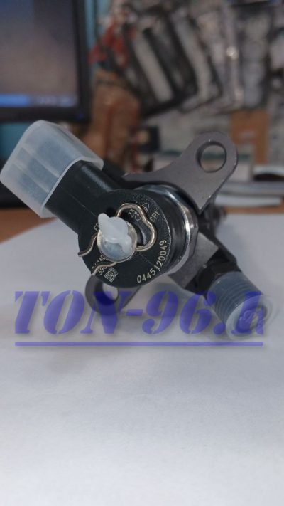 Форсунка топливная fuso canter euro 3 4m50 (0445120049)