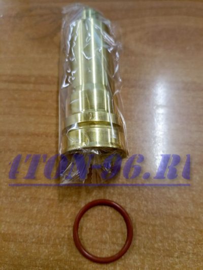 Стакан форсунки с кольцом isuzu 4hk1 без проточки