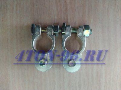 Клемма АКБ, к т цинк с кадмиевым покрытием. болт М8