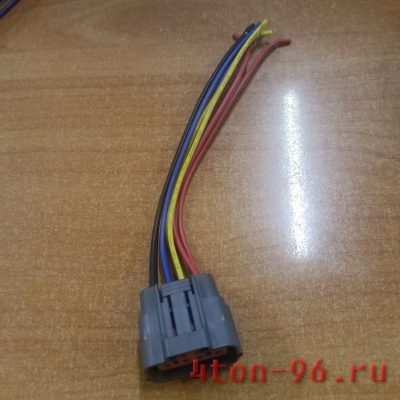 Разъем актуатора турбокомпрессора isuzu npr 90/nqr 75 с проводами